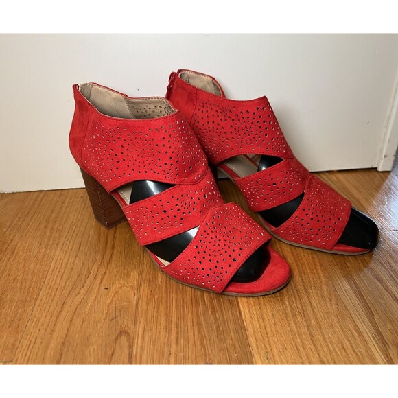 Anabelle Shoes - Anabelle Shoes Womens Size 8 Red Cutout Peep Toe Chunky Heel Suede Zip Sandals